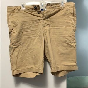2/$10 H&M Shorts 32
